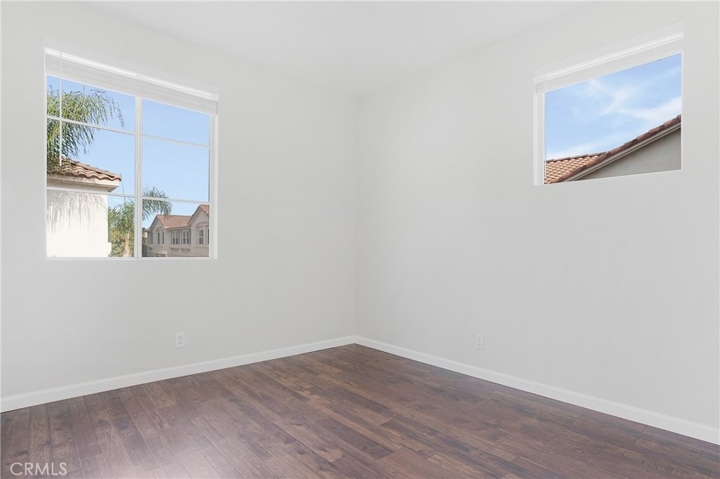 5415 Marine Avenue - Photo 10