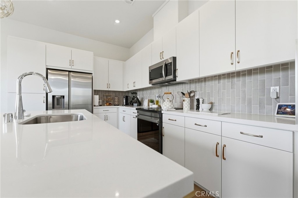 3247 E. Moonstone Drive - Photo 8