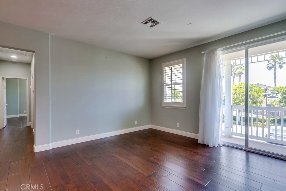 1327 Abelia - Photo 3