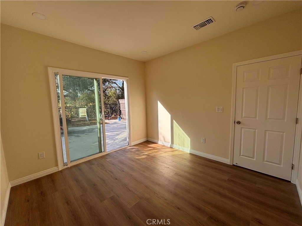 1063 A Wellington - Photo 4
