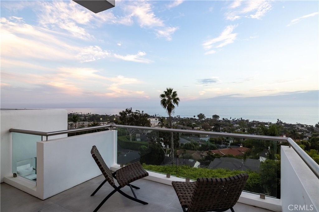 1061 Skyline - Photo 39