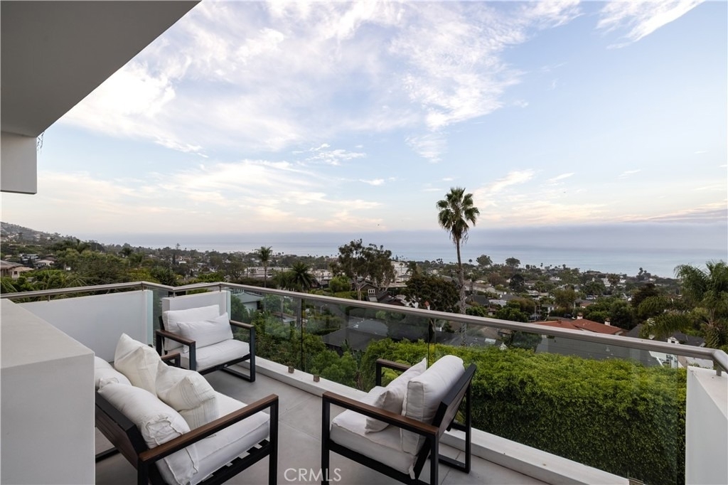 1061 Skyline - Photo 36
