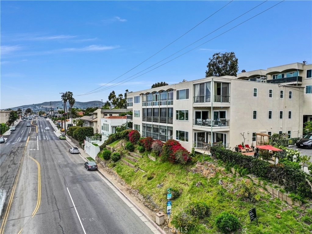 240 Moss Street - Photo 21