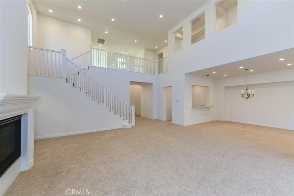 5627 Heritage Oak Dr - Photo 4