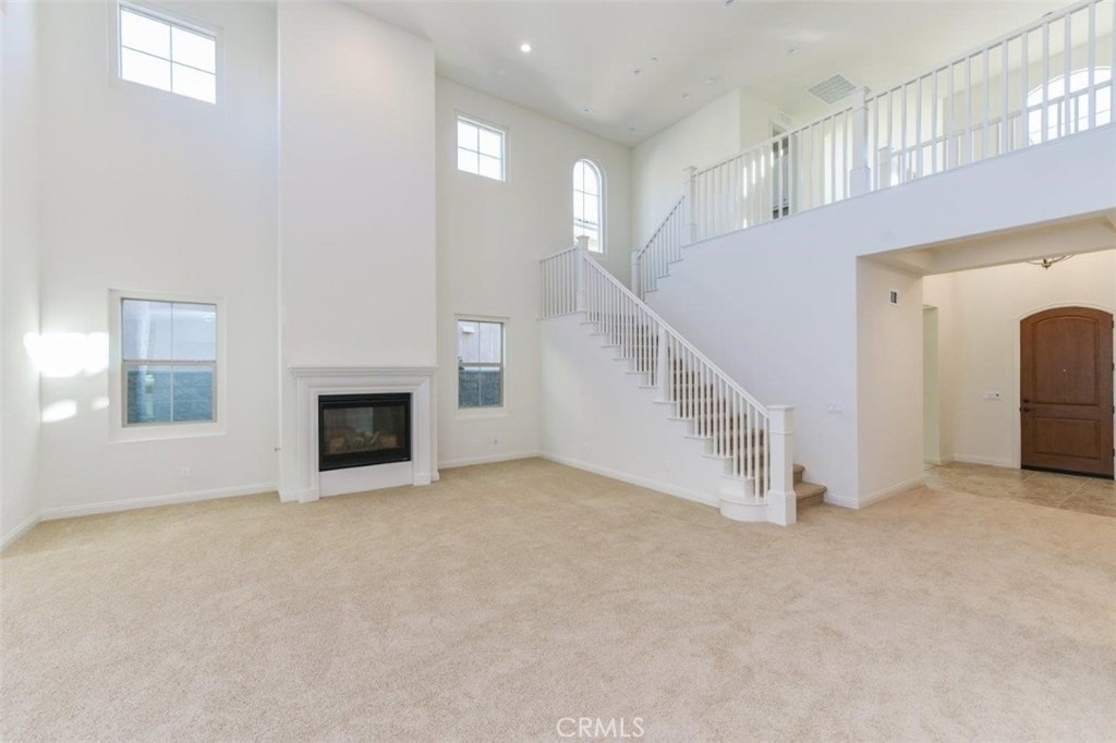 5627 Heritage Oak Dr - Photo 1