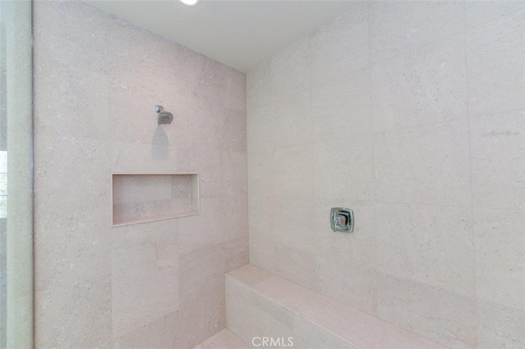 5627 Heritage Oak Dr - Photo 20
