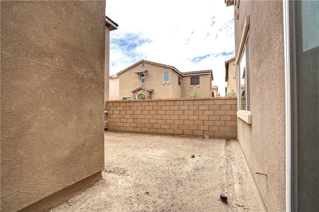 2248 Autumn Court - Photo 24