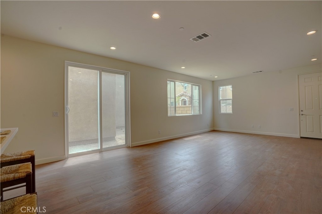 2248 Autumn Court - Photo 5