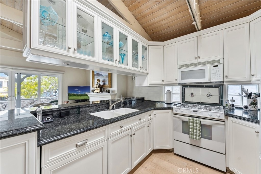 130 Topaz - Photo 11