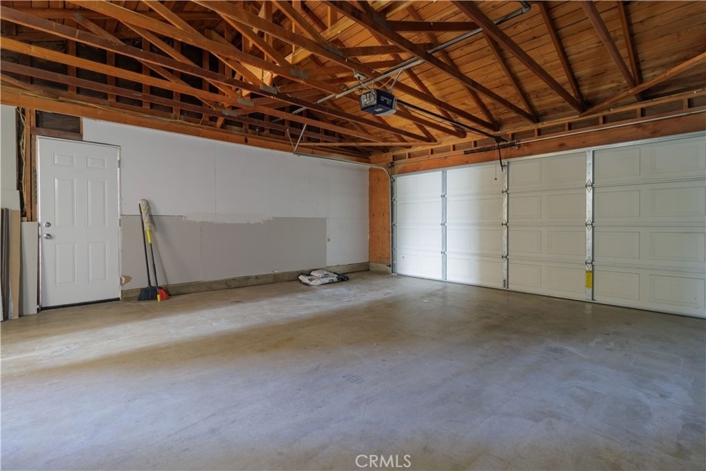 25429 Hemlock Ave - Photo 23