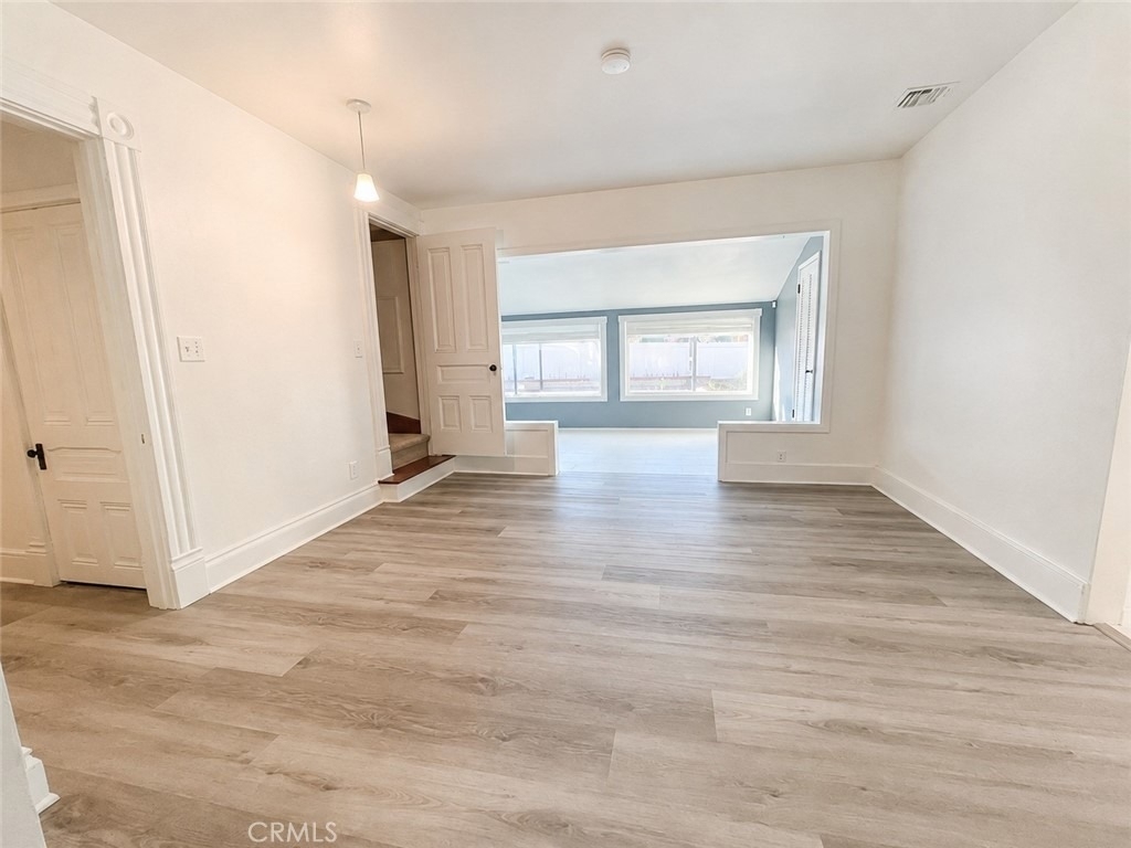 26195 Beaumont Avenue - Photo 4
