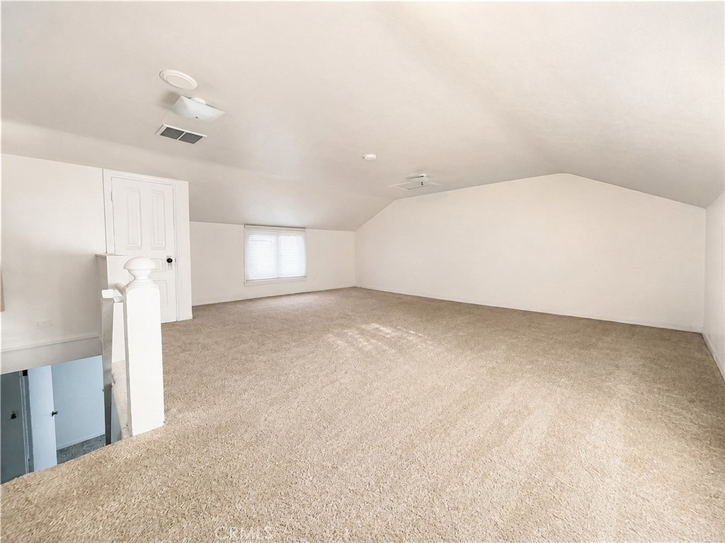 26195 Beaumont Avenue - Photo 17