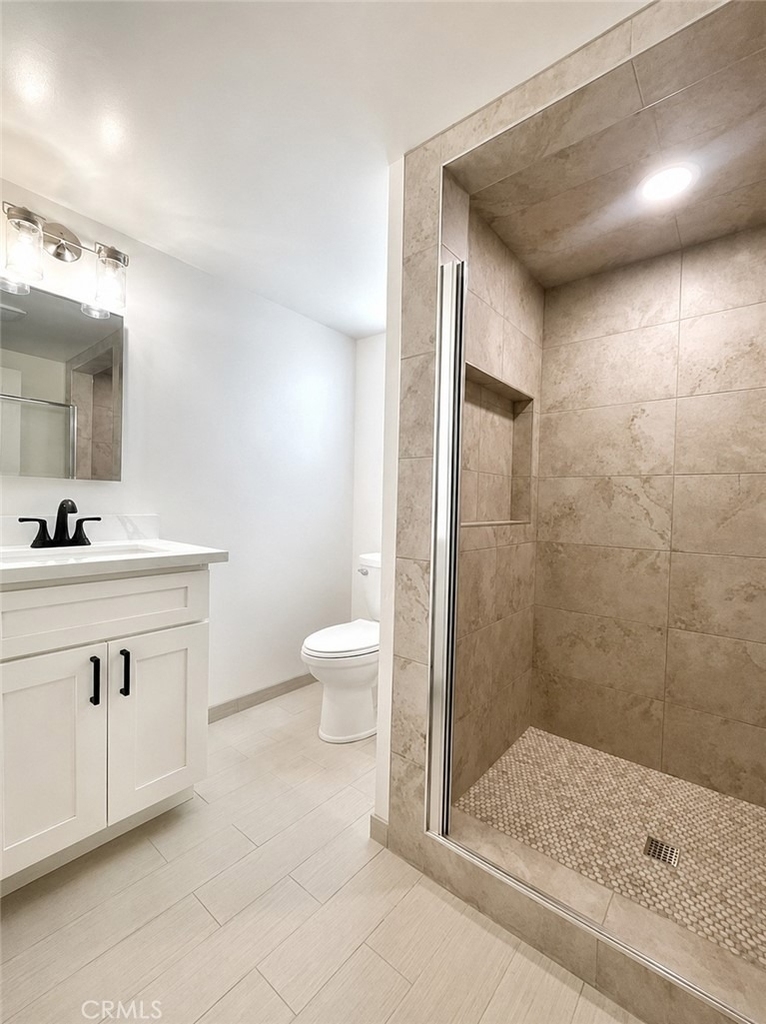 26195 Beaumont Avenue - Photo 18