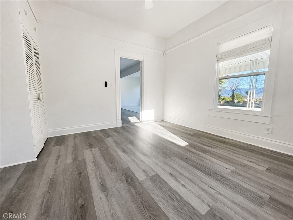 26195 Beaumont Avenue - Photo 11