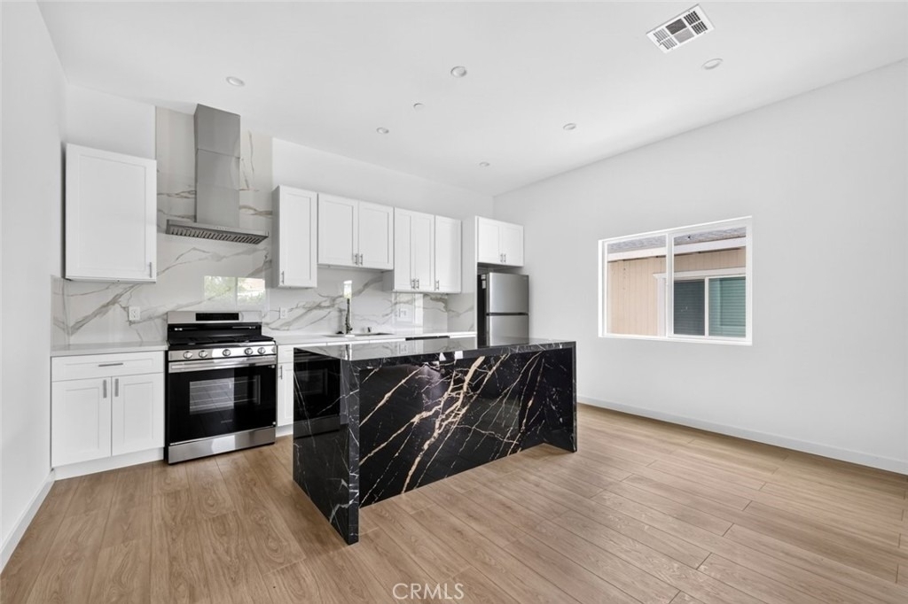 6514 Kraft Avenue - Photo 7