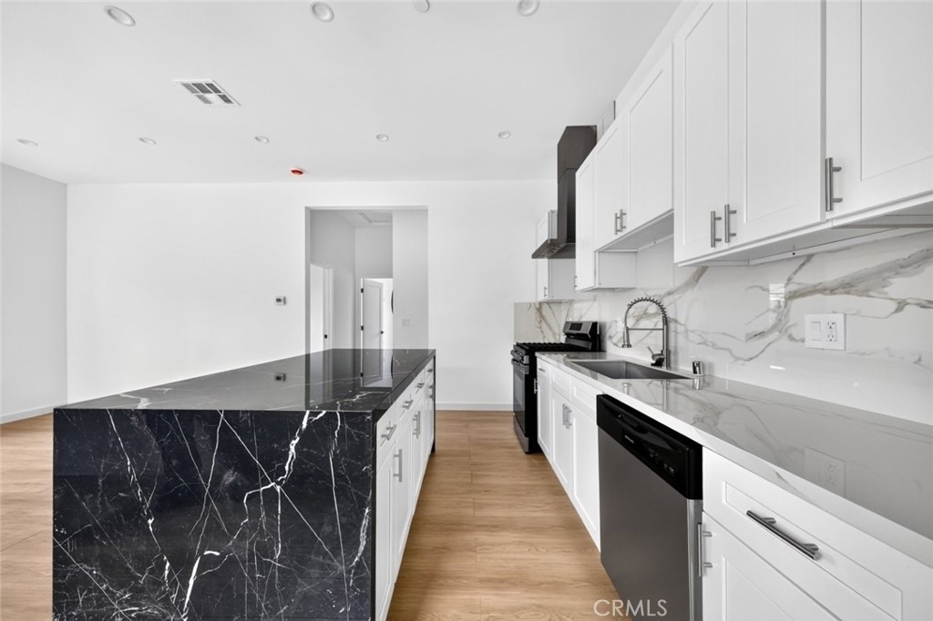 6514 Kraft Avenue - Photo 10