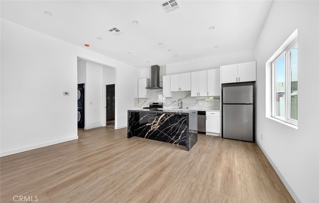6514 Kraft Avenue - Photo 8