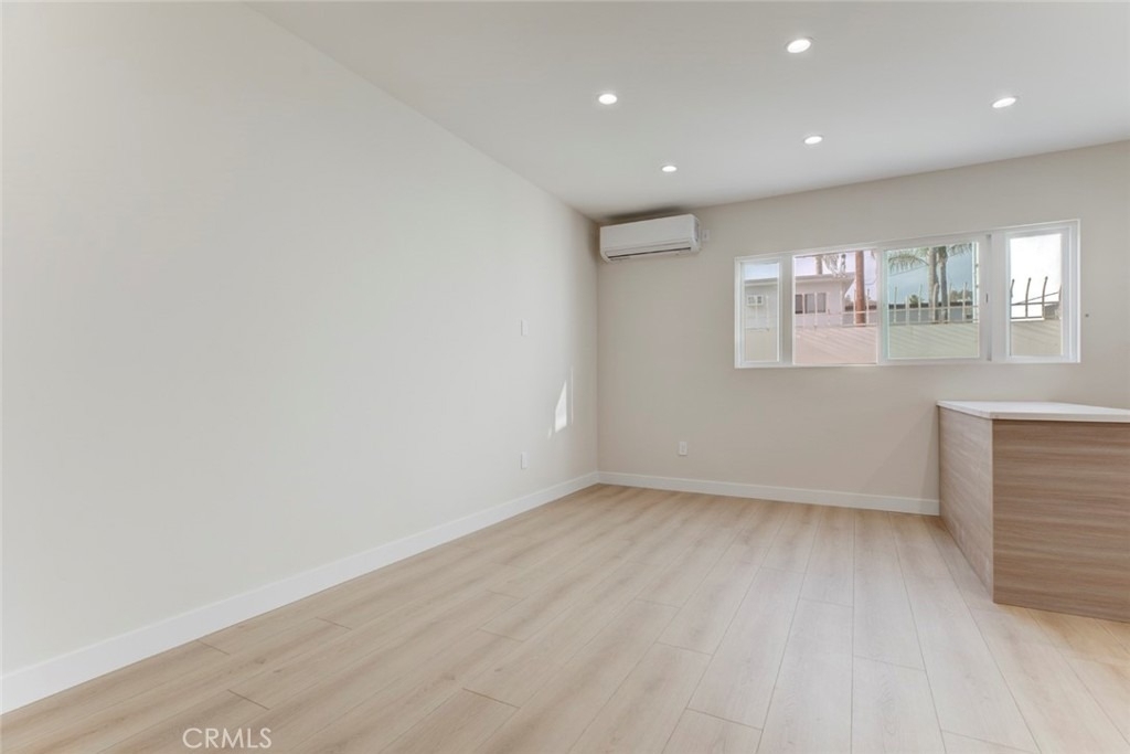 1913 Eden Avenue - Photo 2