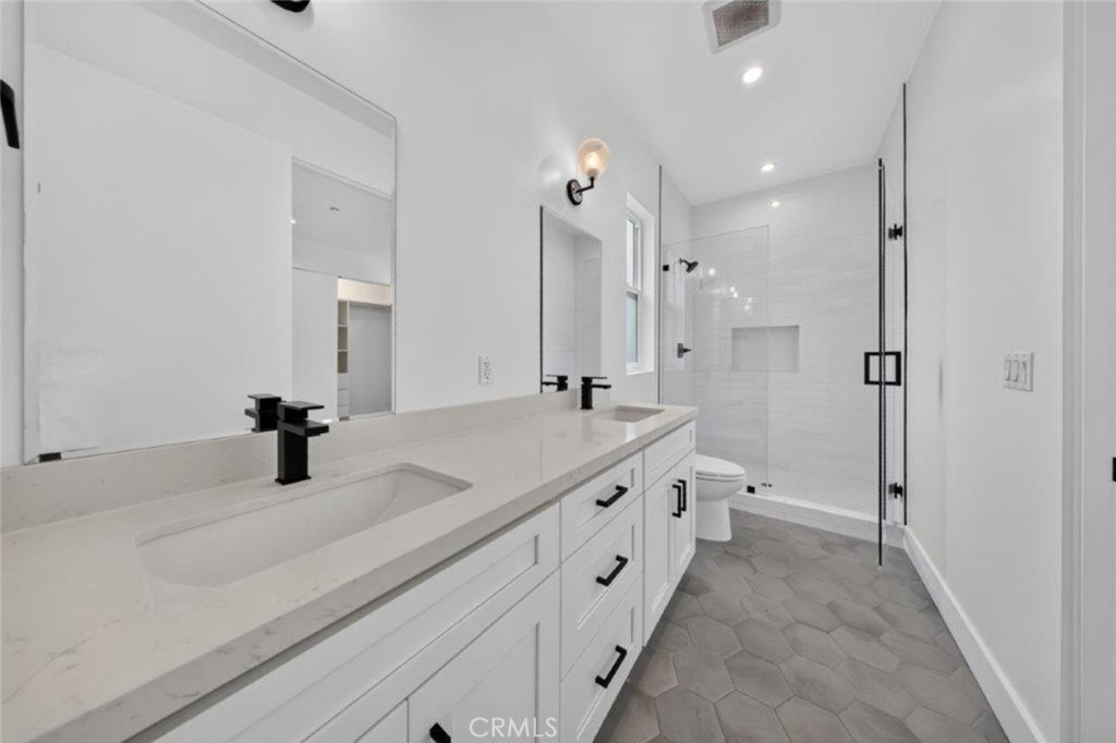 10853 Otsego Street - Photo 26