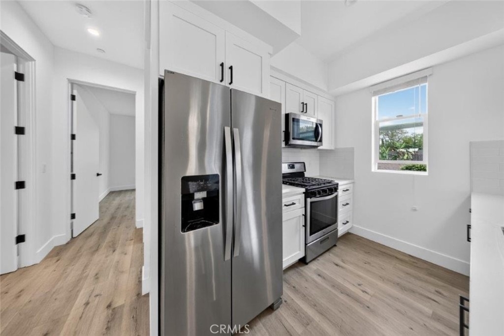 10853 Otsego Street - Photo 11
