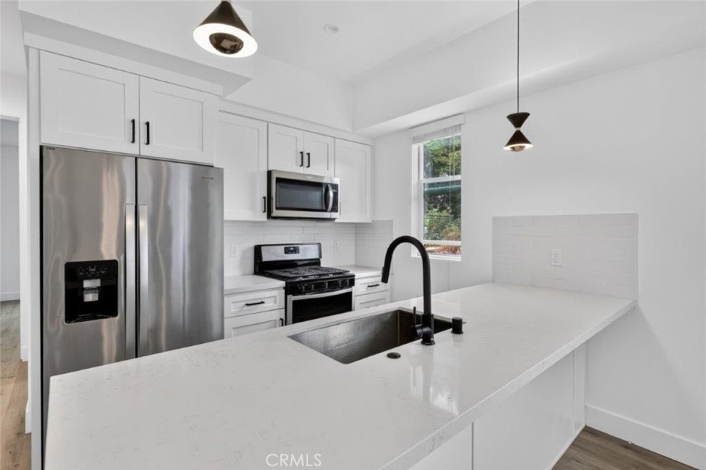 10853 Otsego Street - Photo 10