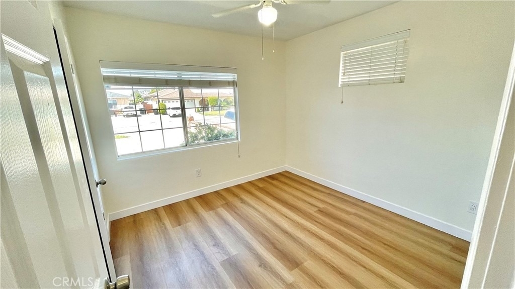 11652 Faculty Dr - Photo 12