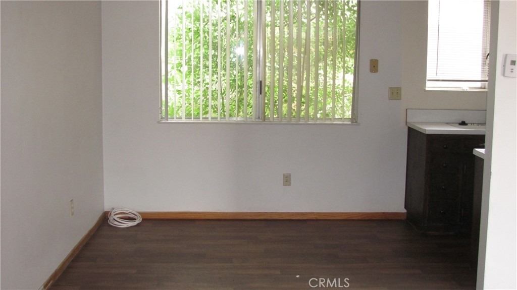 761 Upton Drive - Photo 3