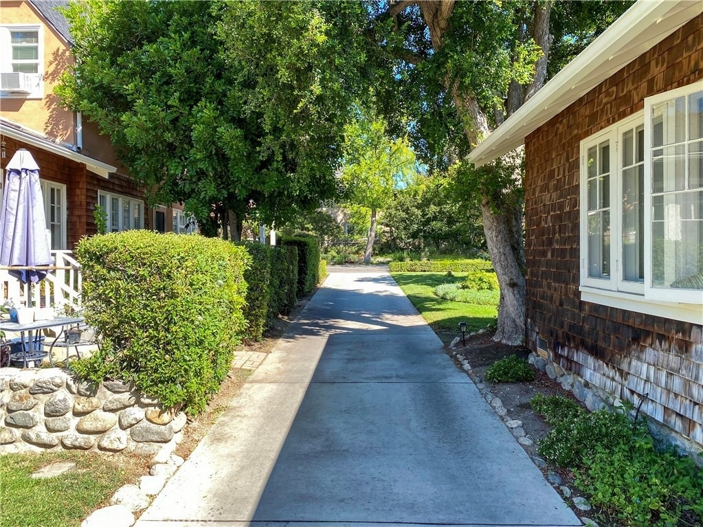 180 W 9th Street - Photo 22