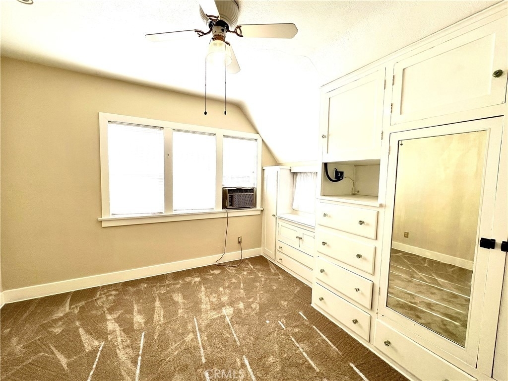 180 W 9th Street - Photo 12