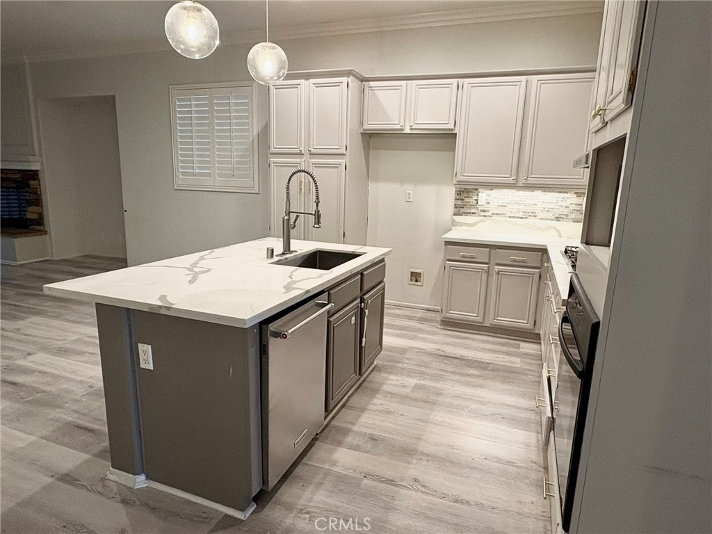 12169 Wembley Court - Photo 5