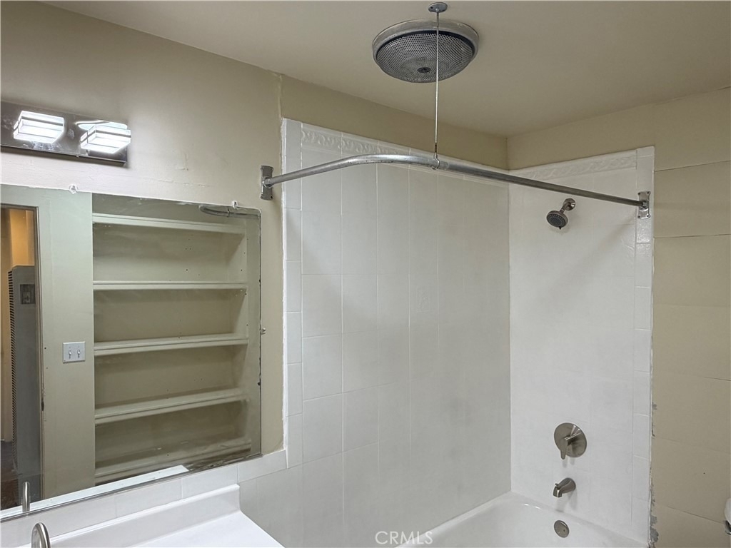 2053 N Garfield - Photo 15