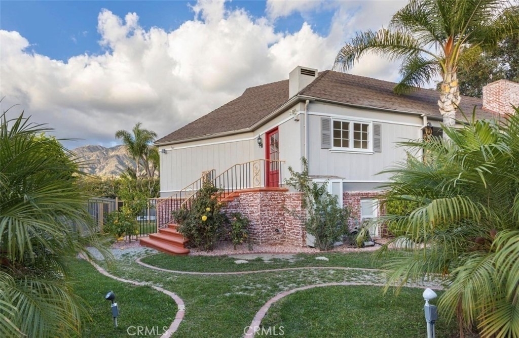 915 Edie Drive - Photo 1