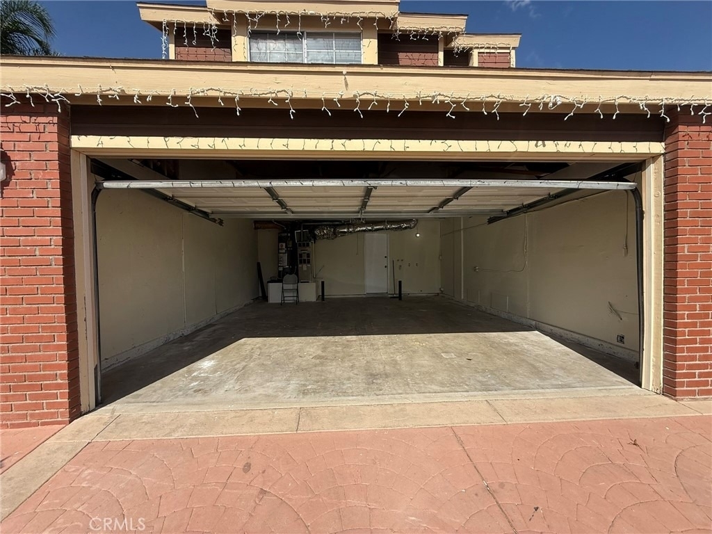 11876 Albion Way - Photo 12