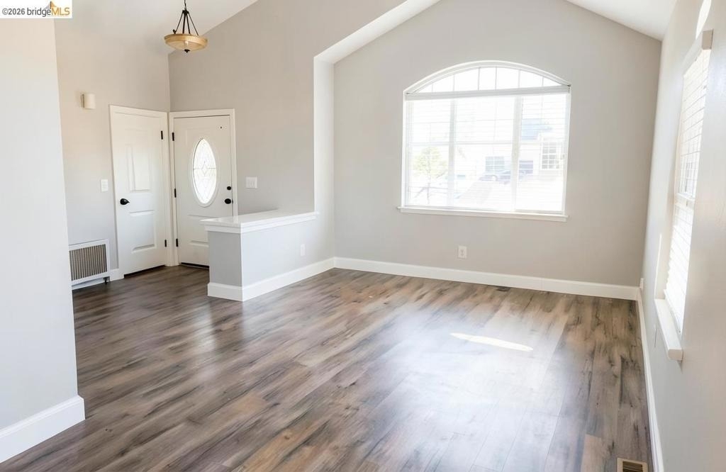 2413 Santa Cruz Ct - Photo 6