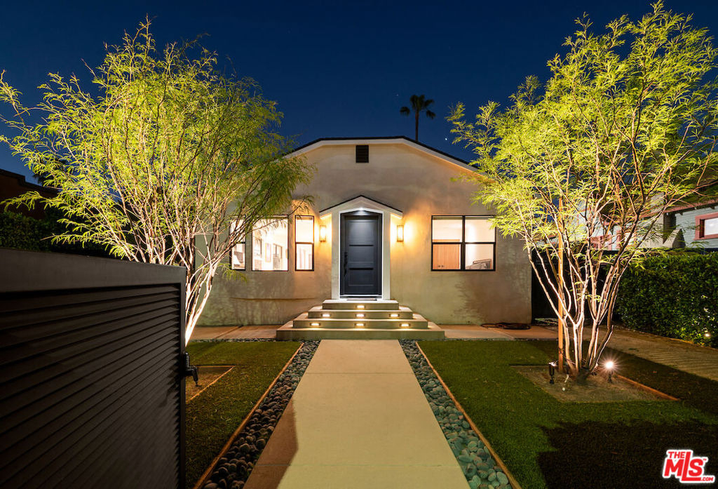 5319 West Boulevard - Photo 0