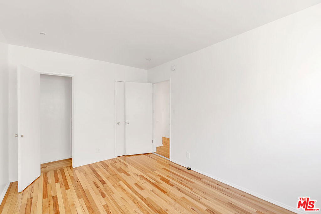 1915 S Shenandoah Street - Photo 13