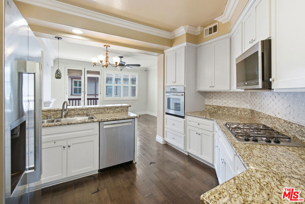 732 Tennis Club Lane - Photo 14