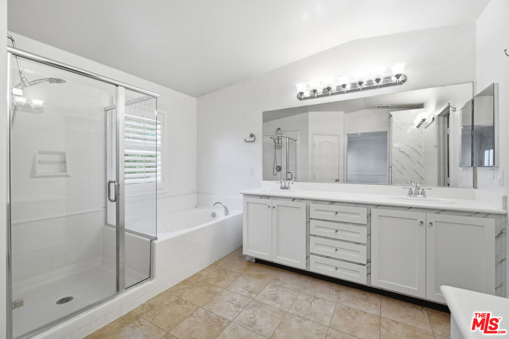 732 Tennis Club Lane - Photo 32