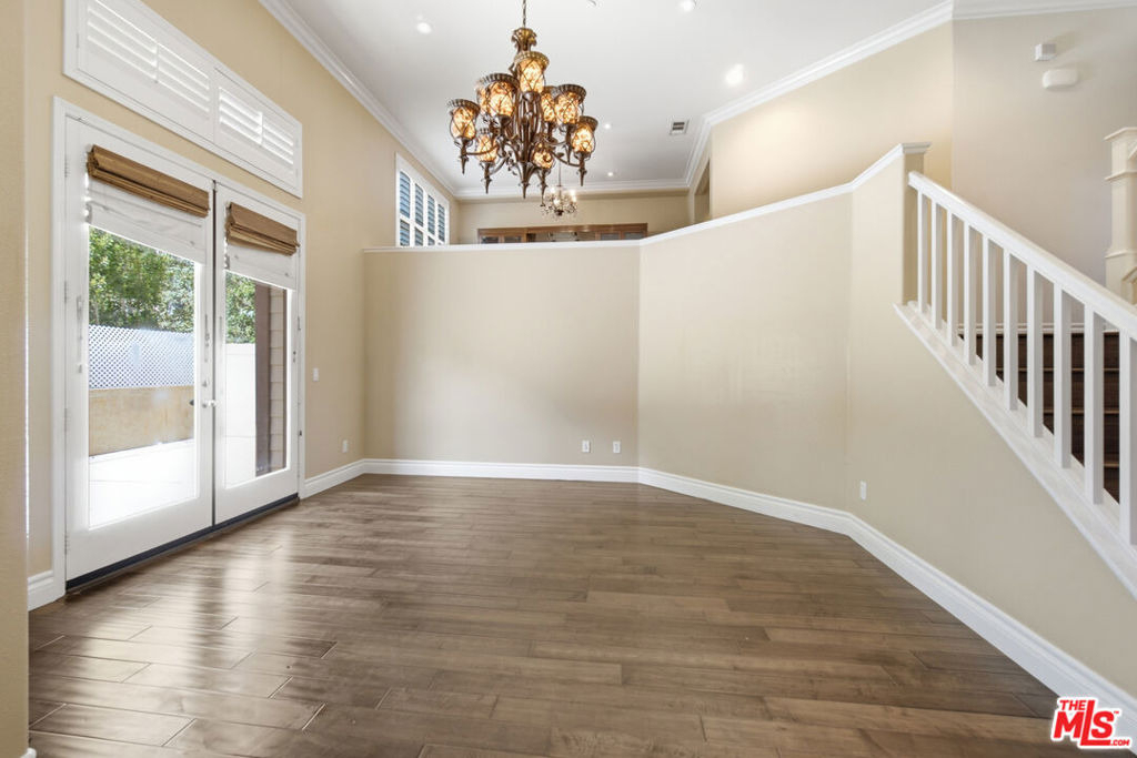 732 Tennis Club Lane - Photo 8