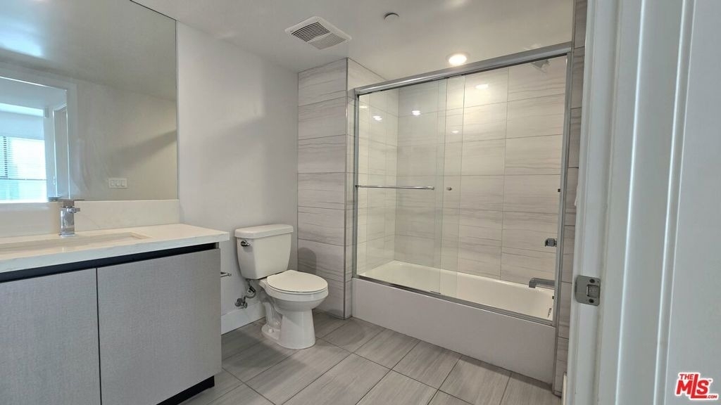 5030 Rosewood Avenue - Photo 13