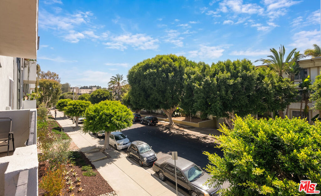 8163 Redlands Street - Photo 9