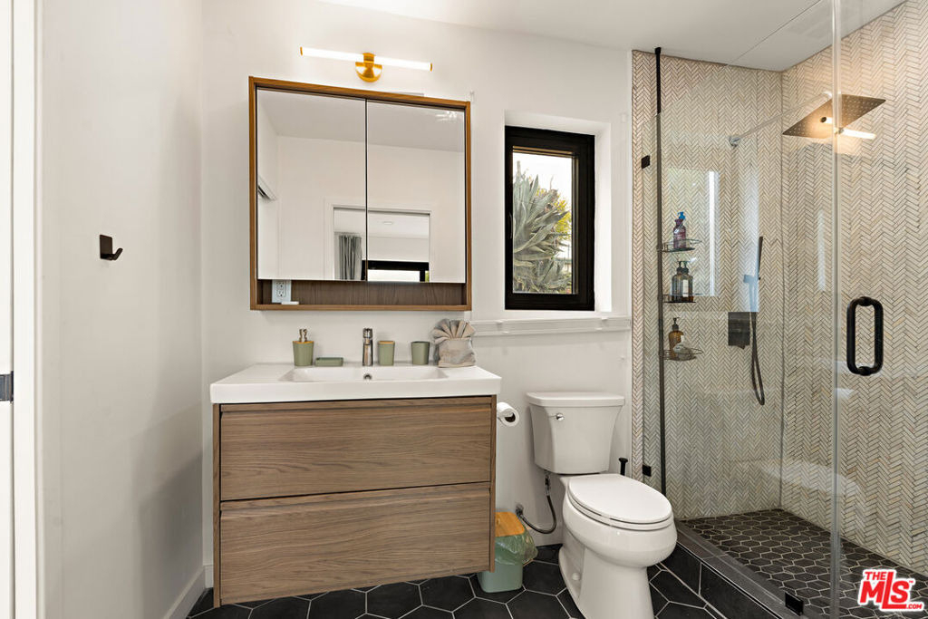 5204 Baltimore Street - Photo 33