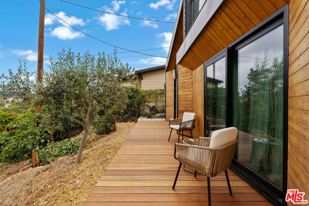 5204 Baltimore Street - Photo 11