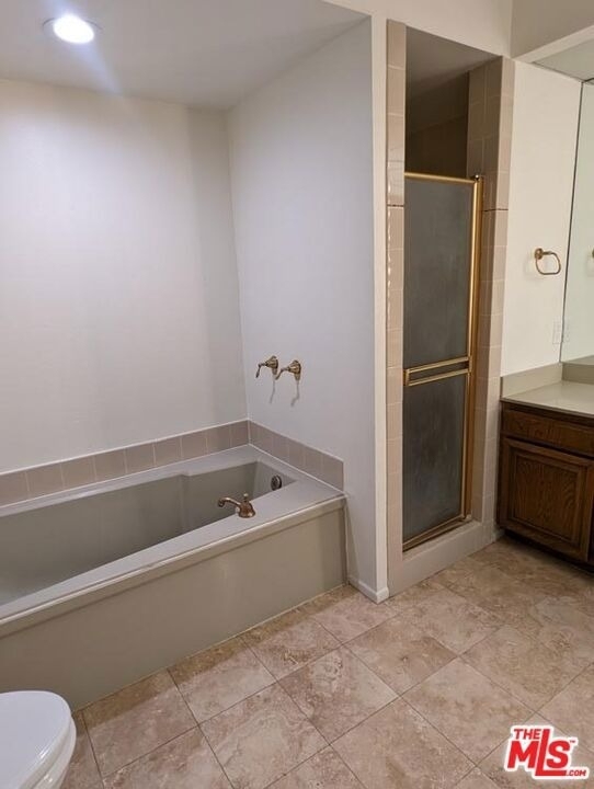 100 N Wetherly Drive - Photo 20