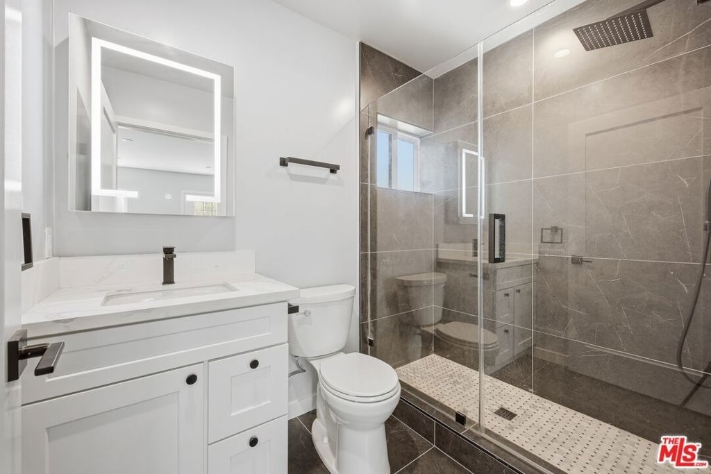 3121 Oakhurst Avenue - Photo 11