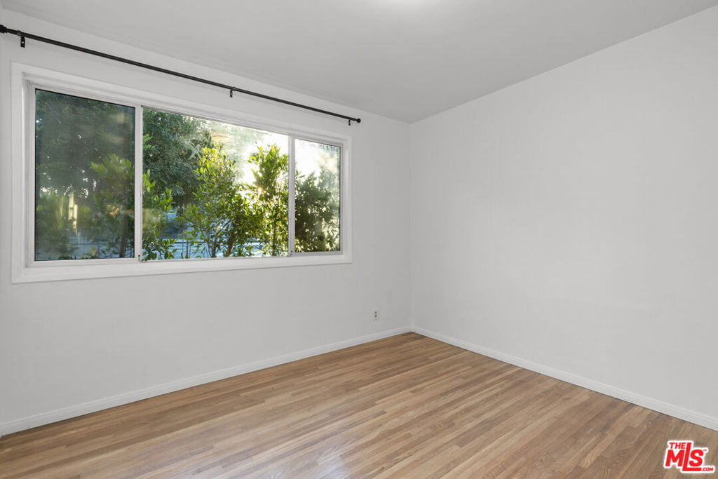3760 Beethoven Street - Photo 13