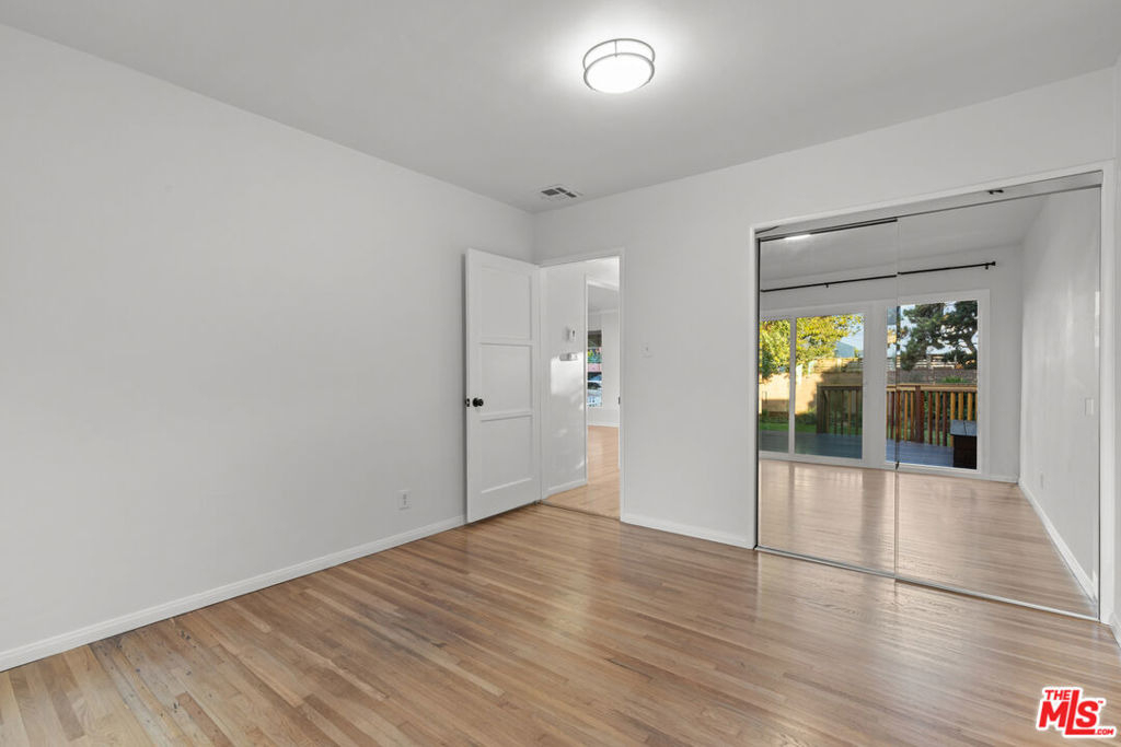 3760 Beethoven Street - Photo 17