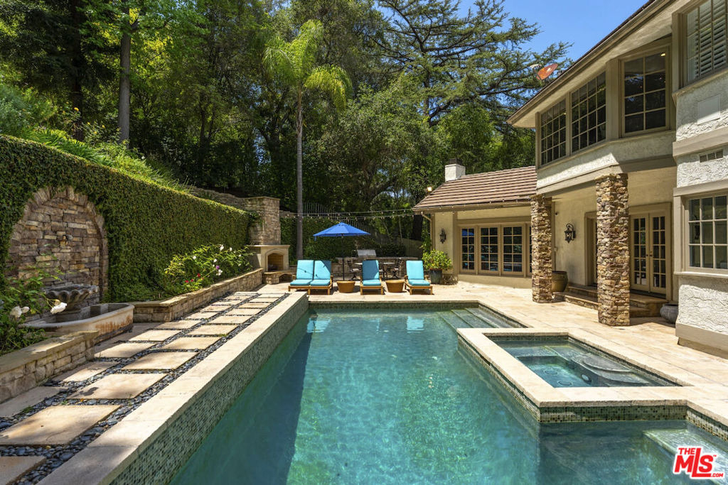 15938 Valley Vista Boulevard - Photo 43