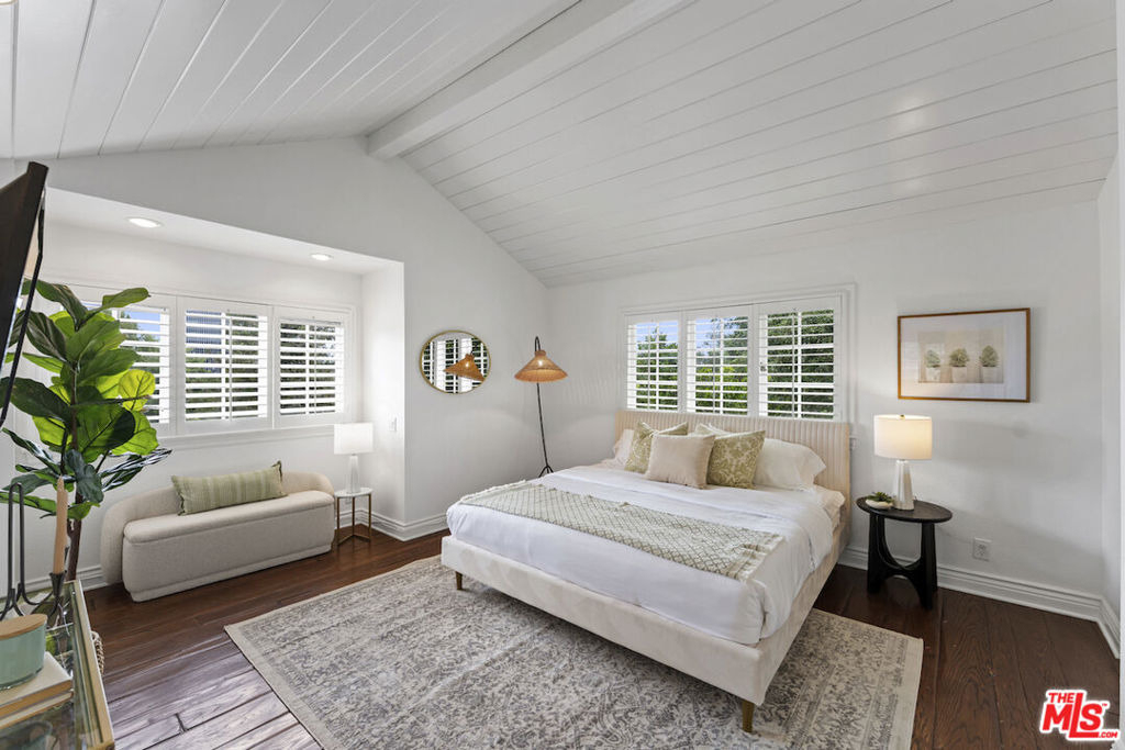 15938 Valley Vista Boulevard - Photo 24