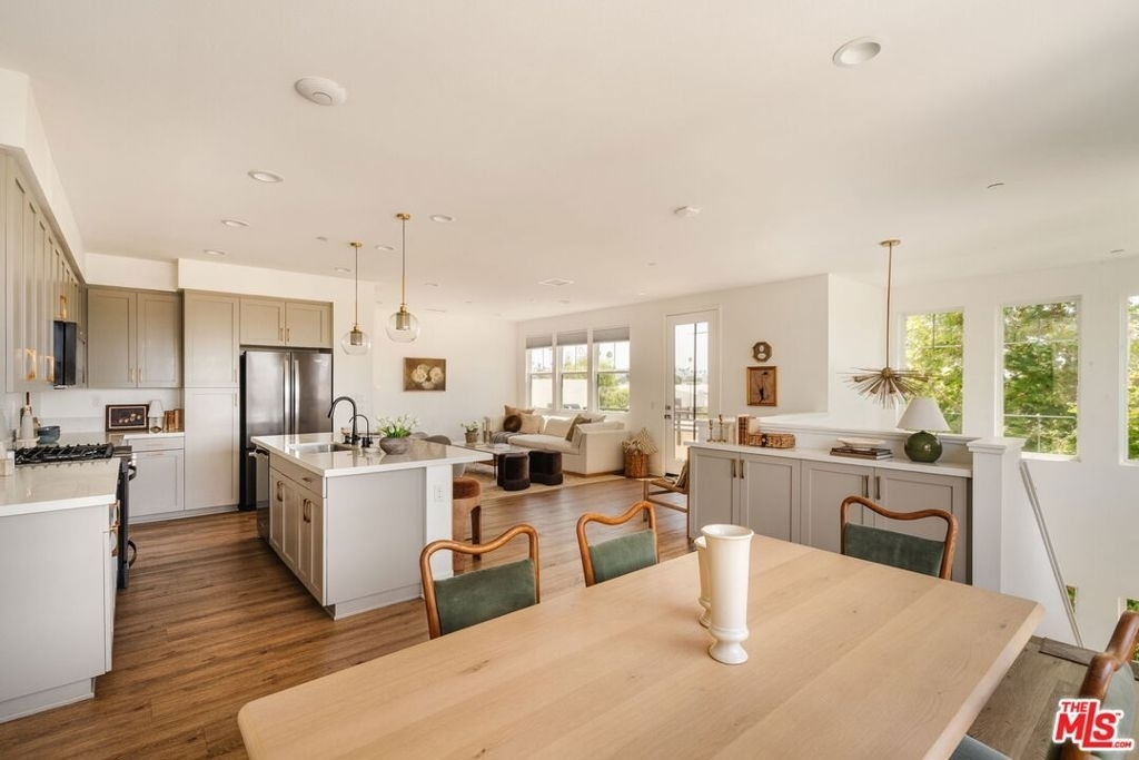 2911 W Exposition Place - Photo 18